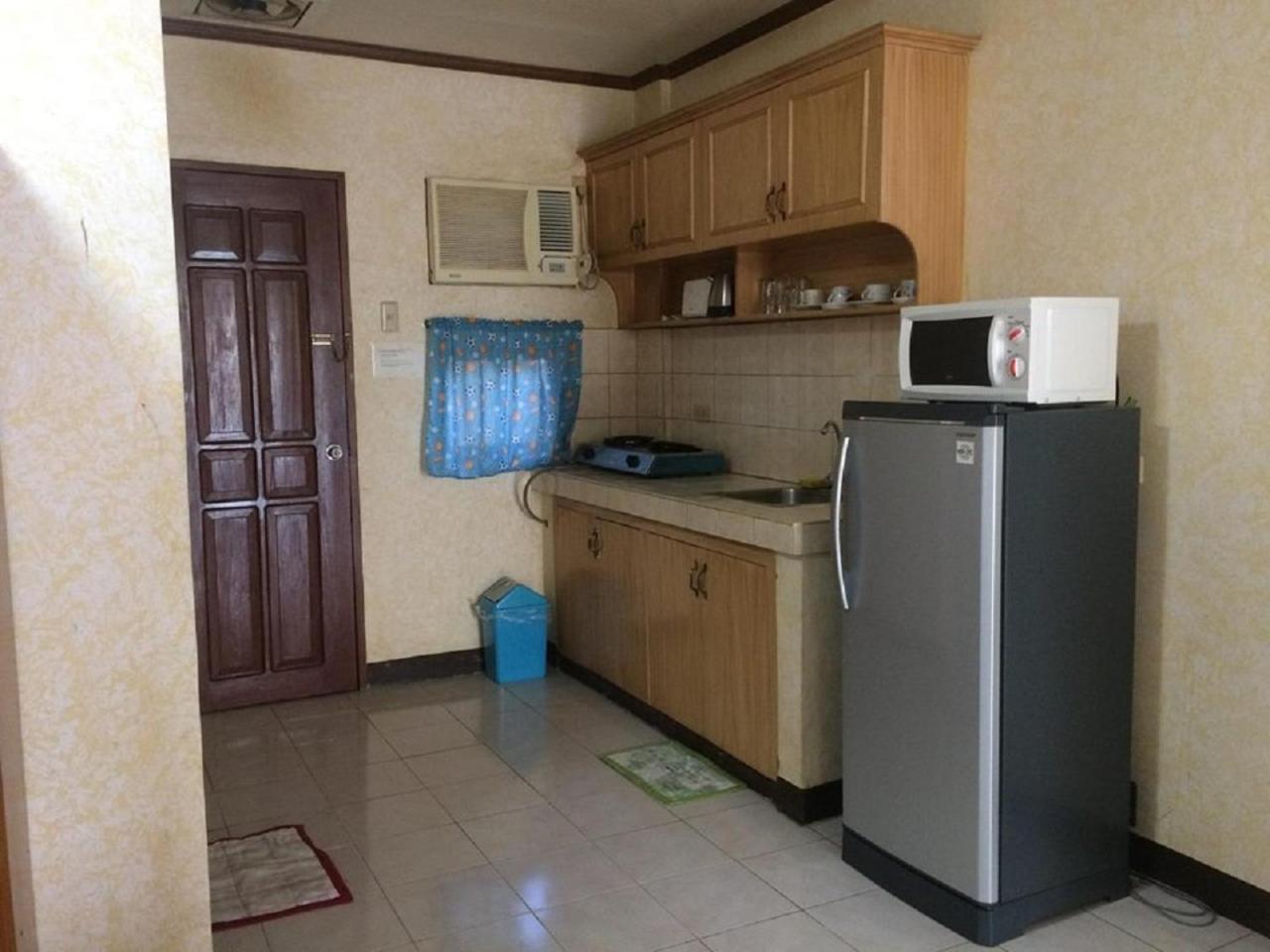 Sunrise Apartelle Olongapo Exterior photo